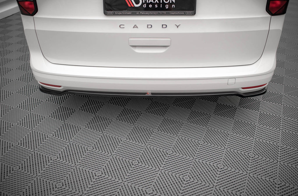 Splitter trasero para Volkswagen Caddy Mk5 / Ford Transit Connect Mk3