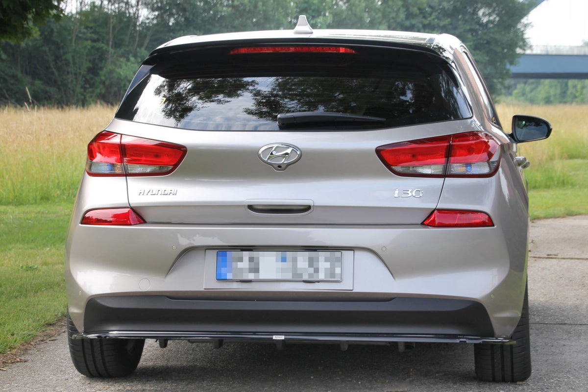 Splitter trasero (con barras verticales) para Hyundai I30 Mk3 Hatchback
