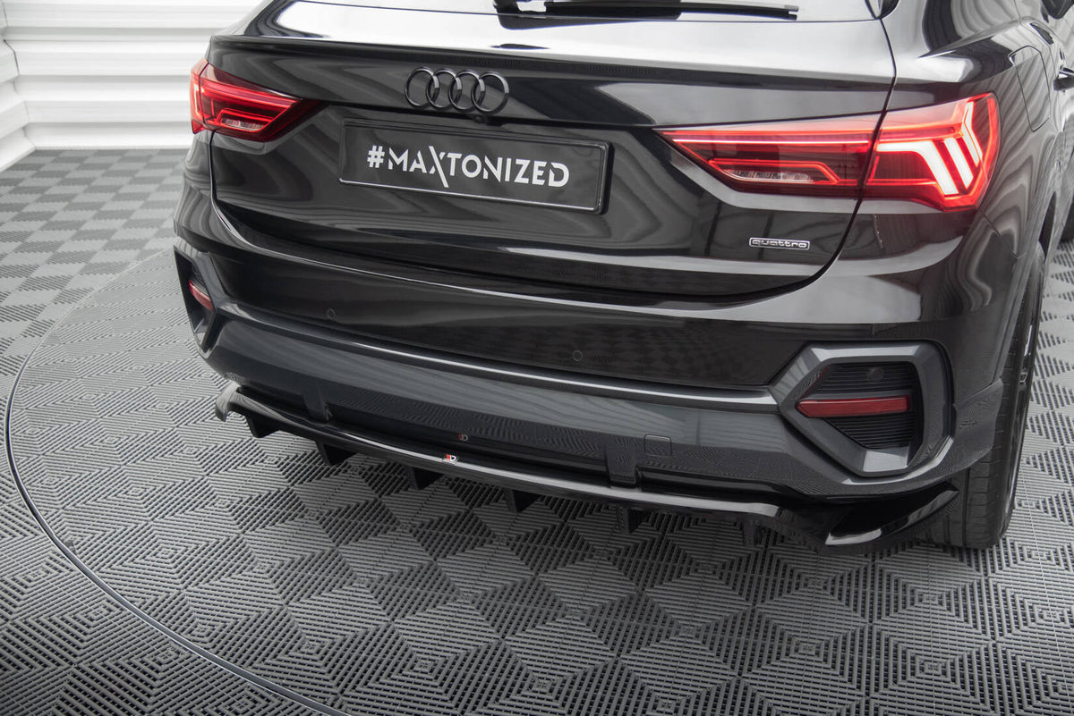 Splitter trasero (con barras verticales) para Audi Q3 Sportback F3