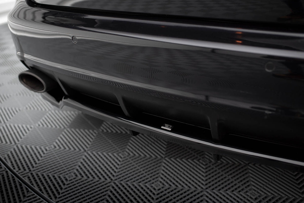 Splitter trasero (con barras verticales) para Audi RS6 Avant C6