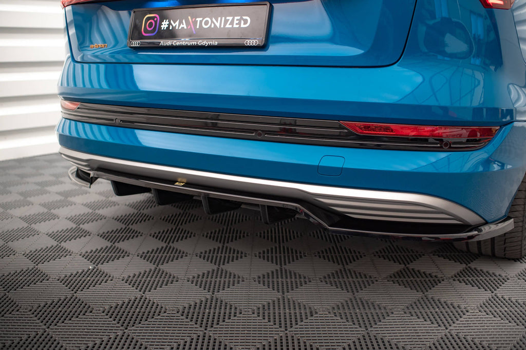 Splitter trasero (con barras verticales) para Audi e-tron