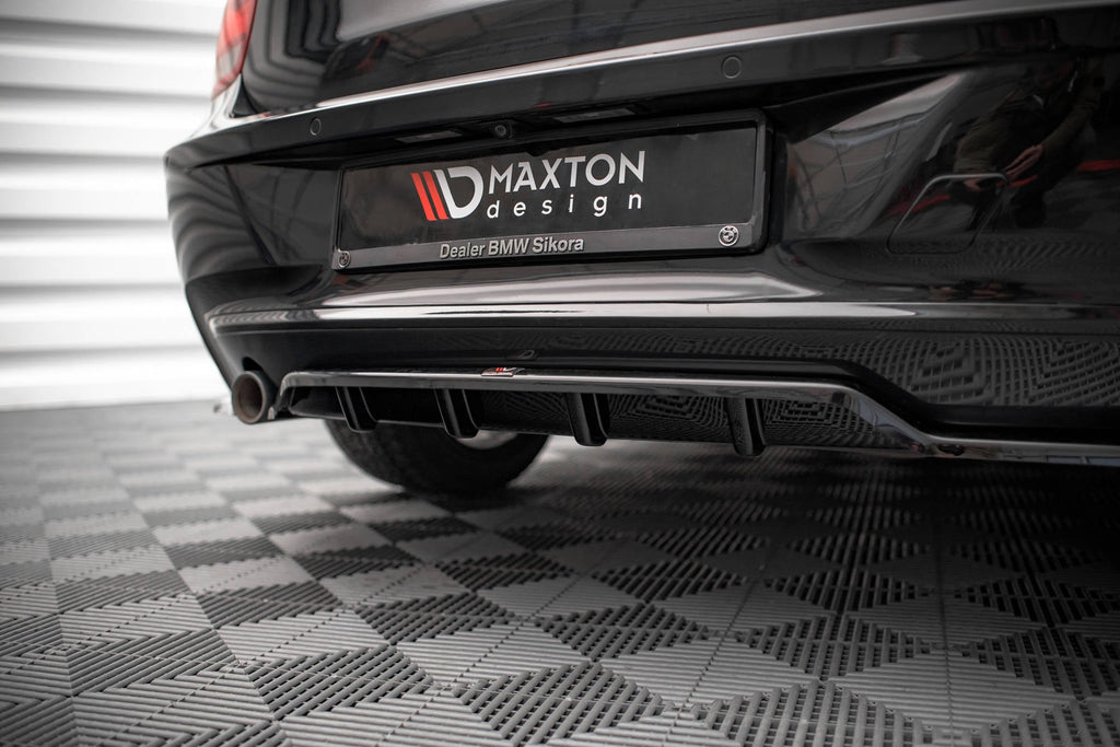 Splitter trasero (con barras verticales) para BMW 1 F20