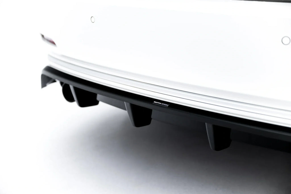 Splitter trasero (con barras verticales) para BMW 3 Sportline Sedan / Touring F30 / F31