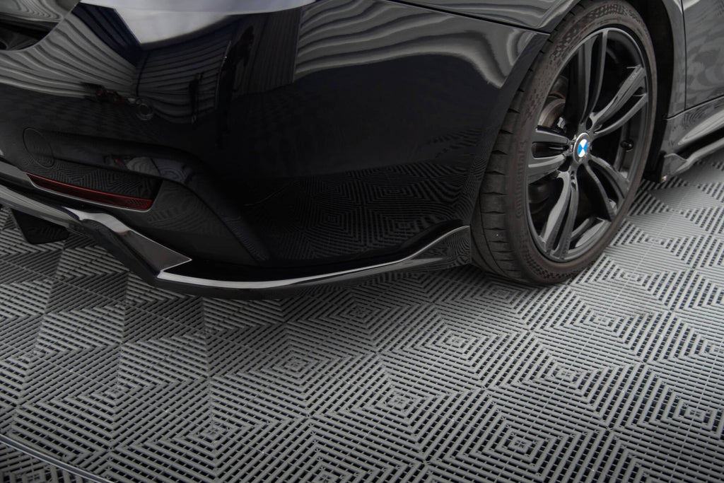 Splitter trasero (con barras verticales) para BMW 4 Coupe / Gran Coupe / Cabrio M-Pack F32 / F36 / F33