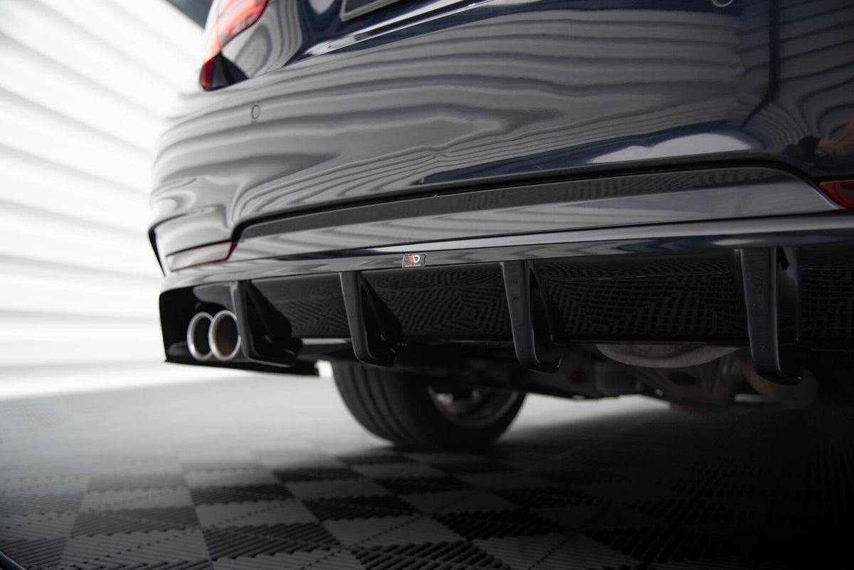 Splitter trasero (con barras verticales) para BMW 4 Coupe / Gran Coupe / Cabrio M-Pack F32 / F36 / F33