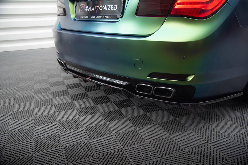 Splitter trasero (con barras verticales) para BMW 7 F01