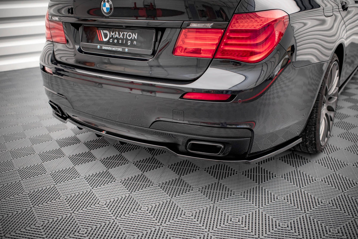 Splitter trasero (con barras verticales) para BMW 7 M-Pack F01
