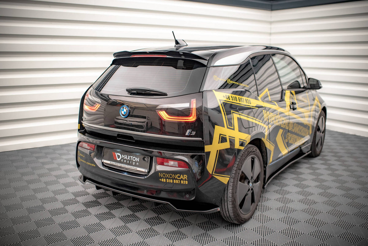 Splitter trasero (con barras verticales) para BMW i3 Mk1 Facelift