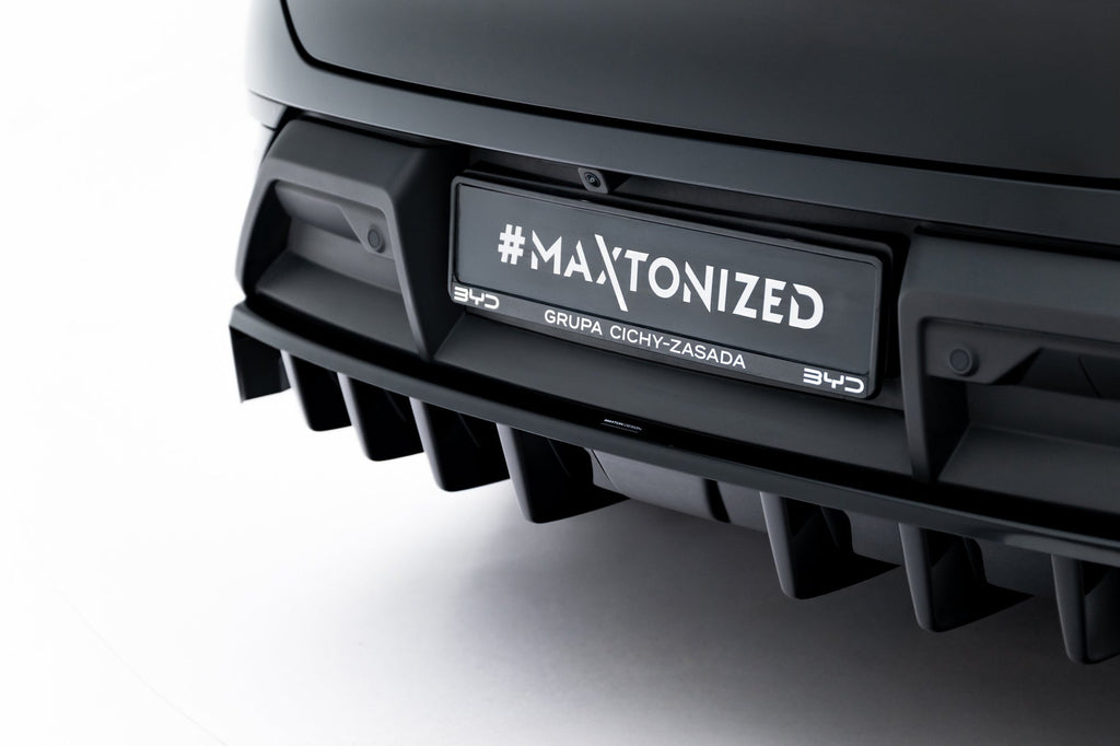 Splitter trasero (con barras verticales) para BYD Sealion 7 Mk1