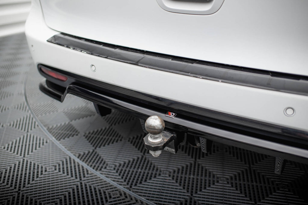 Splitter trasero (con barras verticales) para Chrysler Pacifica Mk2 Facelift