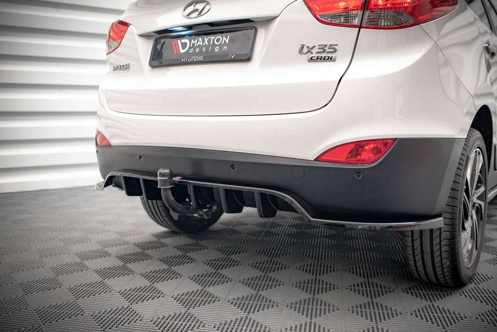 Splitter trasero (con barras verticales) para Hyundai ix35 Mk1