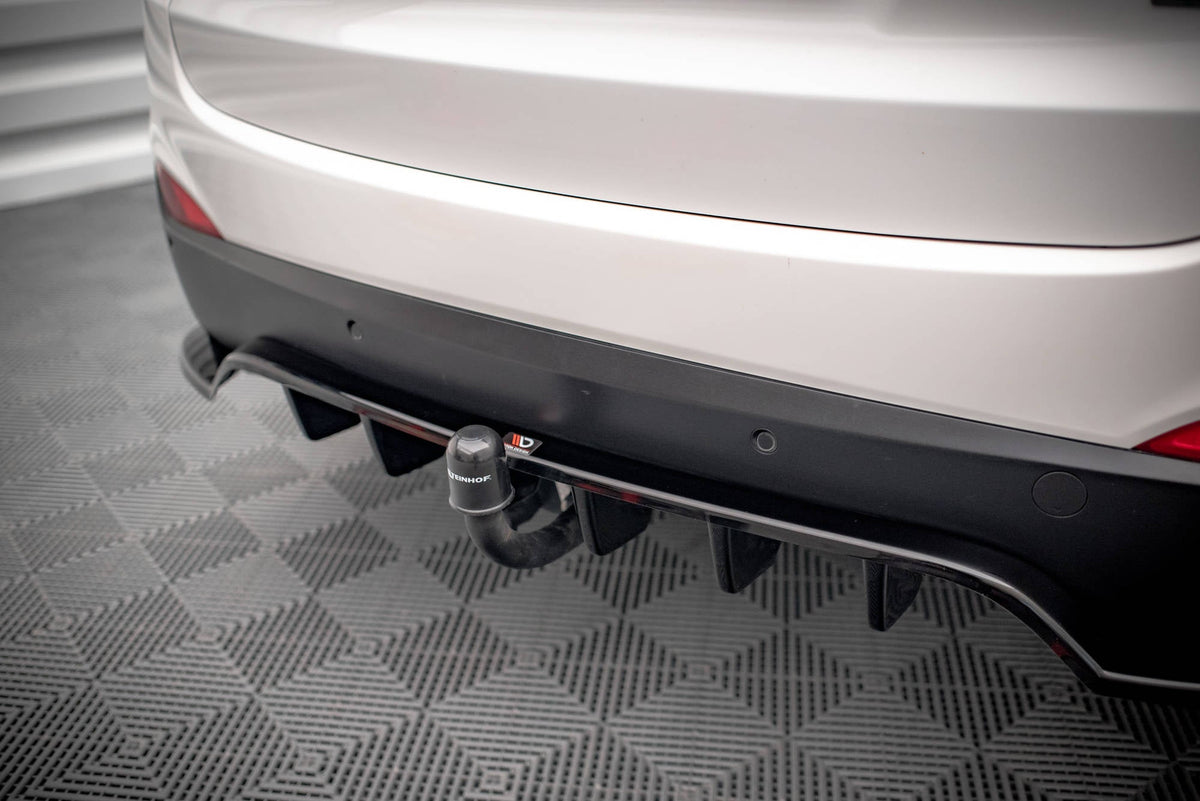 Splitter trasero (con barras verticales) para Hyundai ix35 Mk1