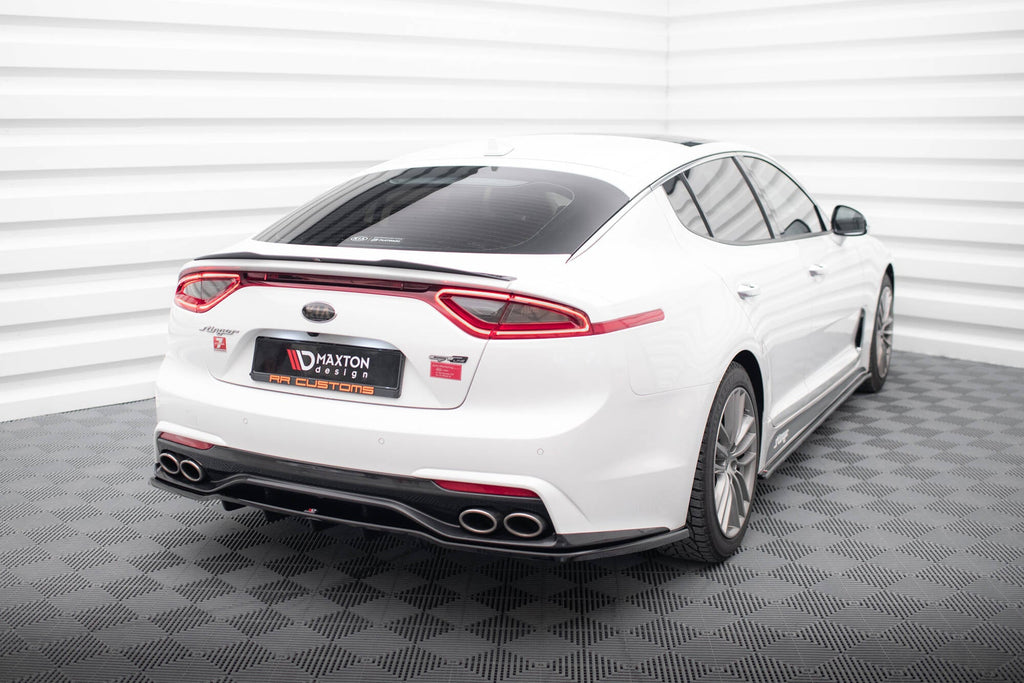 Splitter trasero (con barras verticales) para Kia Stinger Mk1