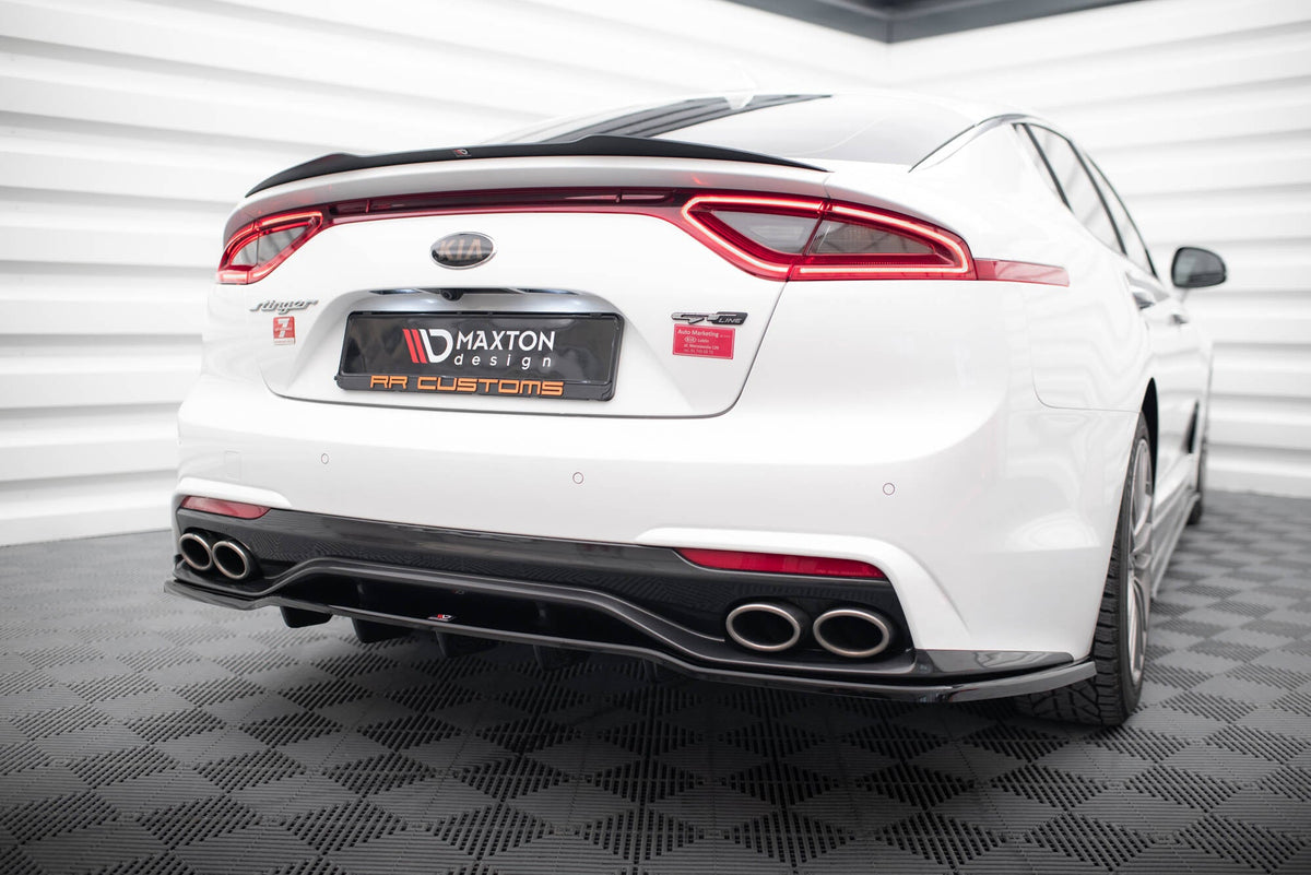 Splitter trasero (con barras verticales) para Kia Stinger Mk1