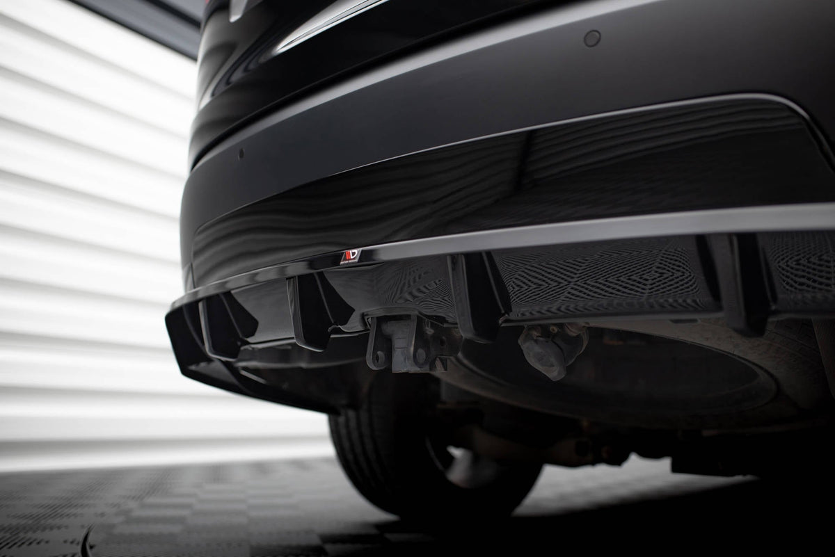 Splitter trasero (con barras verticales) para Land Rover Discovery HSE Mk5