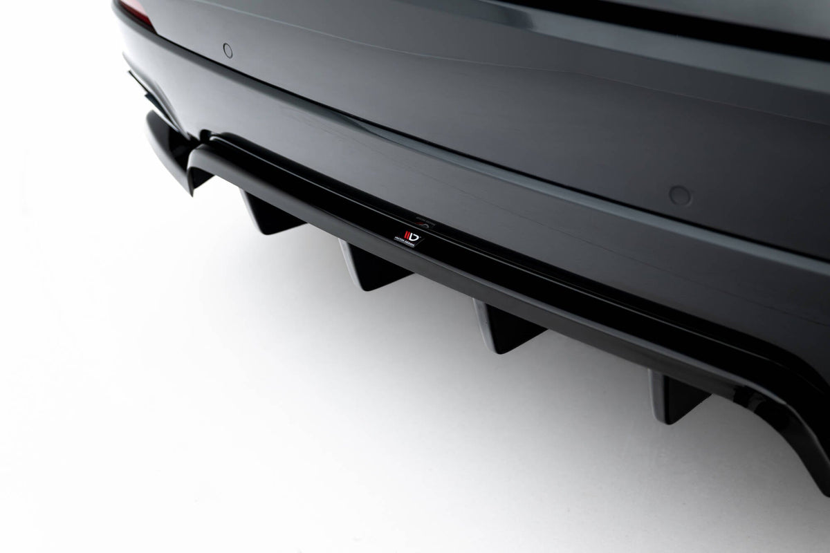 Splitter trasero (con barras verticales) para Maserati Levante GT Mk1 Facelift