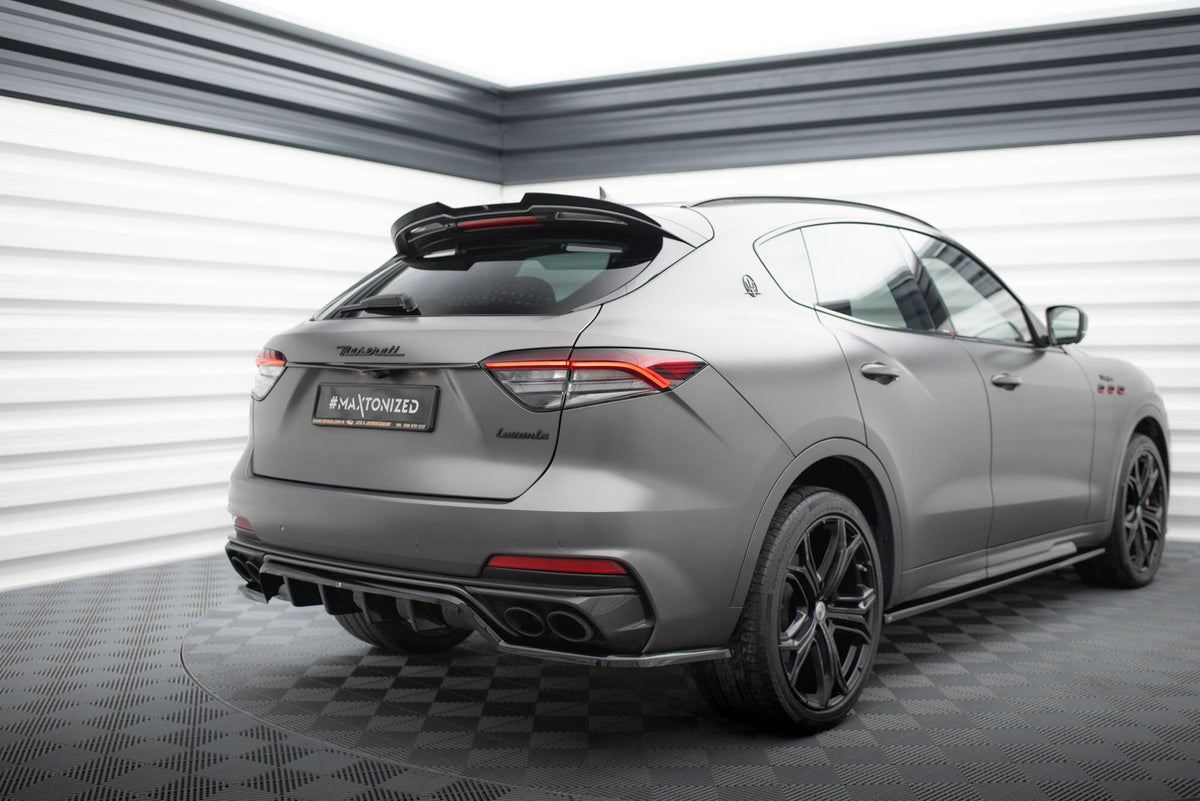 Splitter trasero (con barras verticales) para Maserati Levante Trofeo Mk1