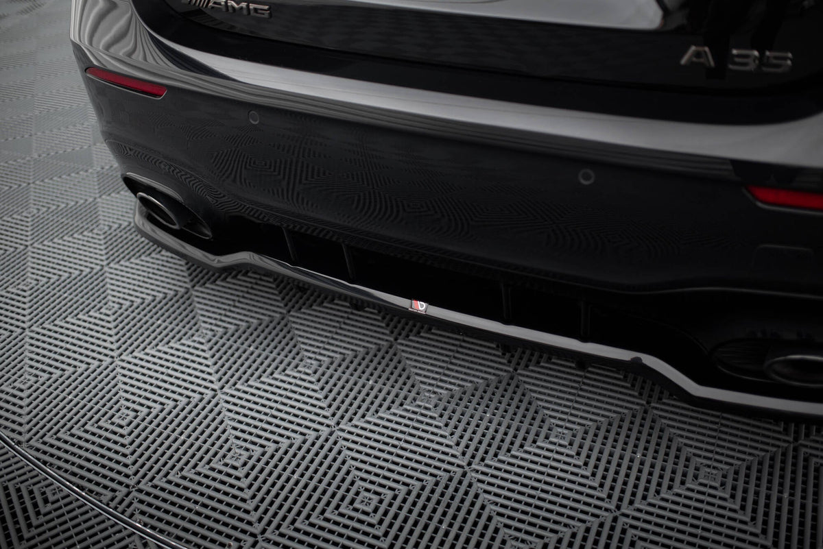 Splitter trasero (con barras verticales) para Mercedes-AMG A35 Hatchback W177