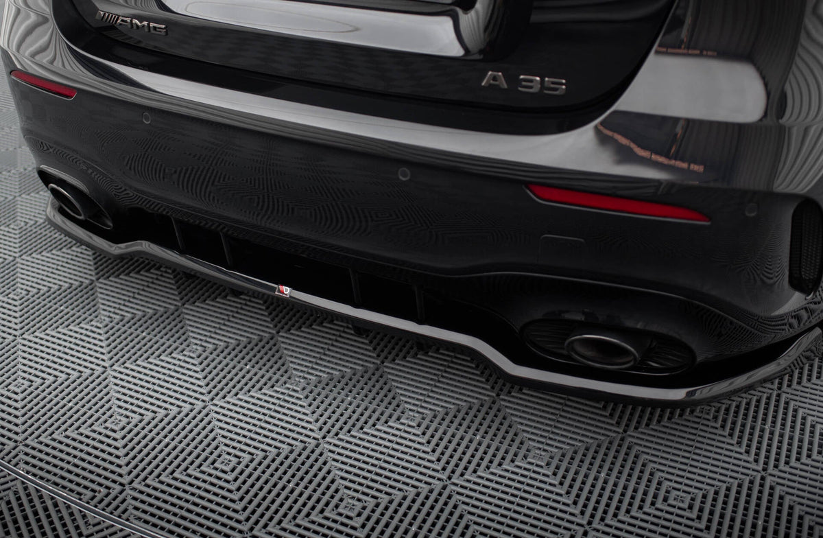 Splitter trasero (con barras verticales) para Mercedes-AMG A35 Hatchback W177