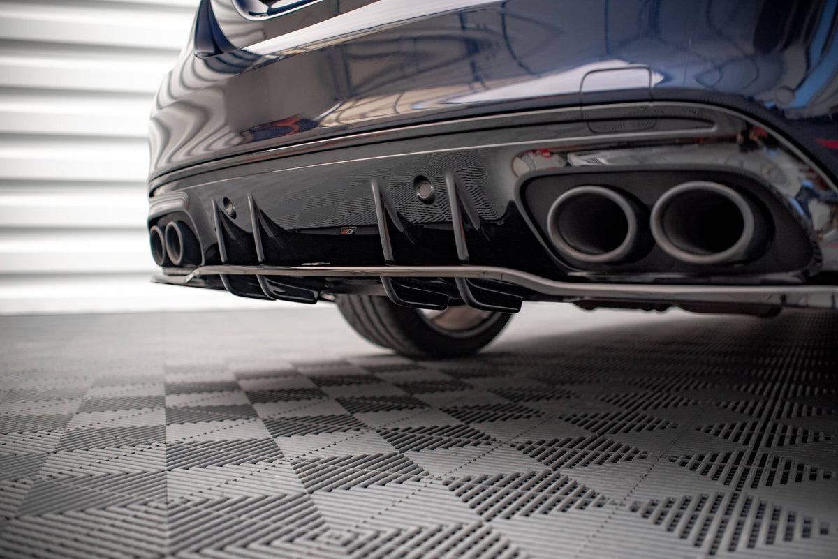 Splitter trasero (con barras verticales) para Mercedes-AMG C 43 Sedan W205 Facelift