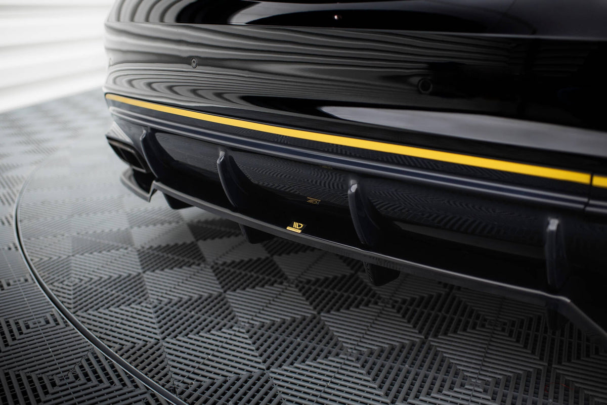 Splitter trasero (con barras verticales) para Mercedes-AMG CLA 45 C117 Facelift