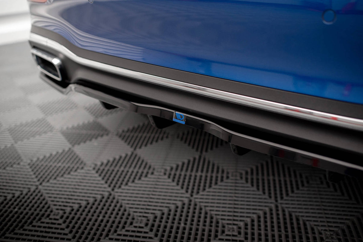 Splitter trasero (con barras verticales) para Mercedes-Benz C AMG-Line W206