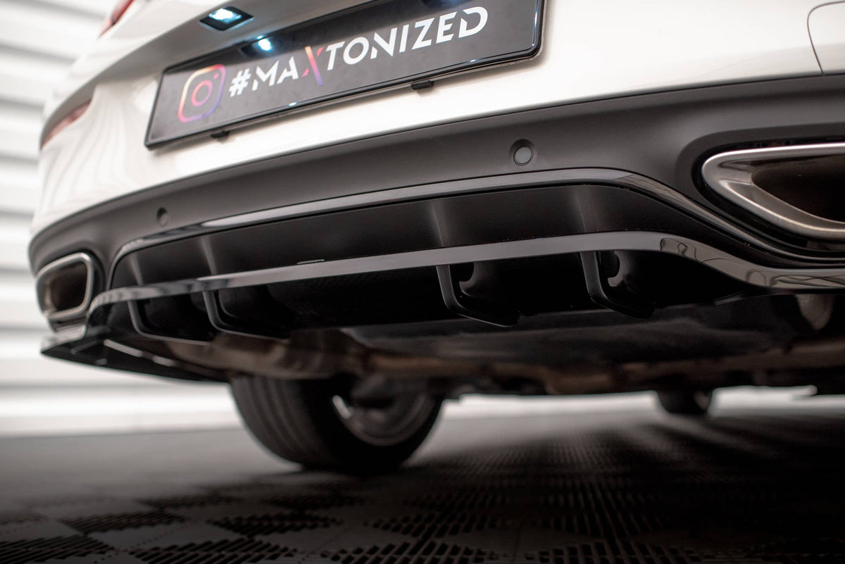 Splitter trasero (con barras verticales) para Mercedes-Benz C Coupe AMG-Line C205 Facelift