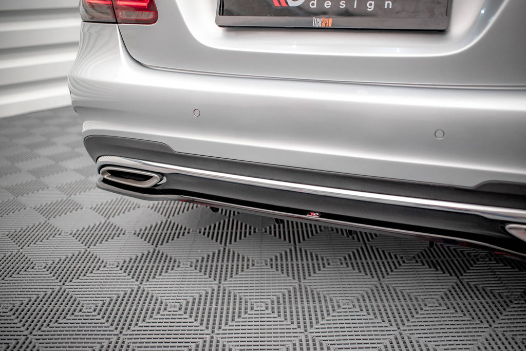 Splitter trasero (con barras verticales) para Mercedes-Benz E AMG-Line Sedan W212 Facelift