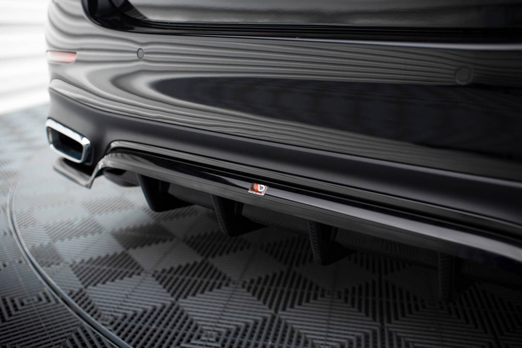 Splitter trasero (con barras verticales) para Mercedes-Benz E AMG-Line W214