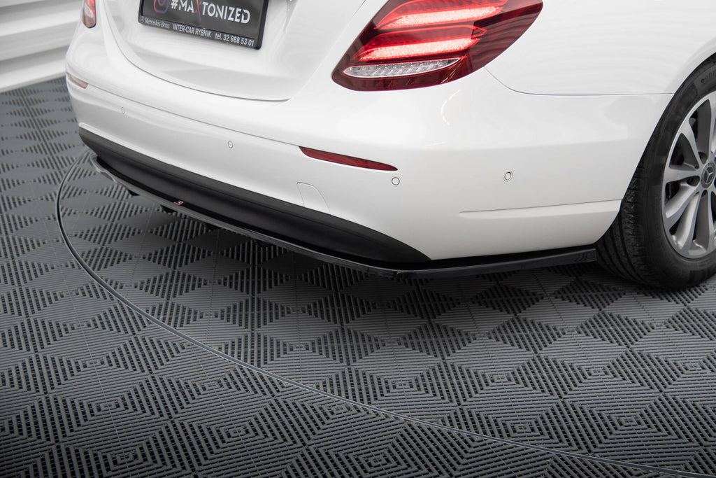 Splitter trasero (con barras verticales) para Mercedes-Benz E W213