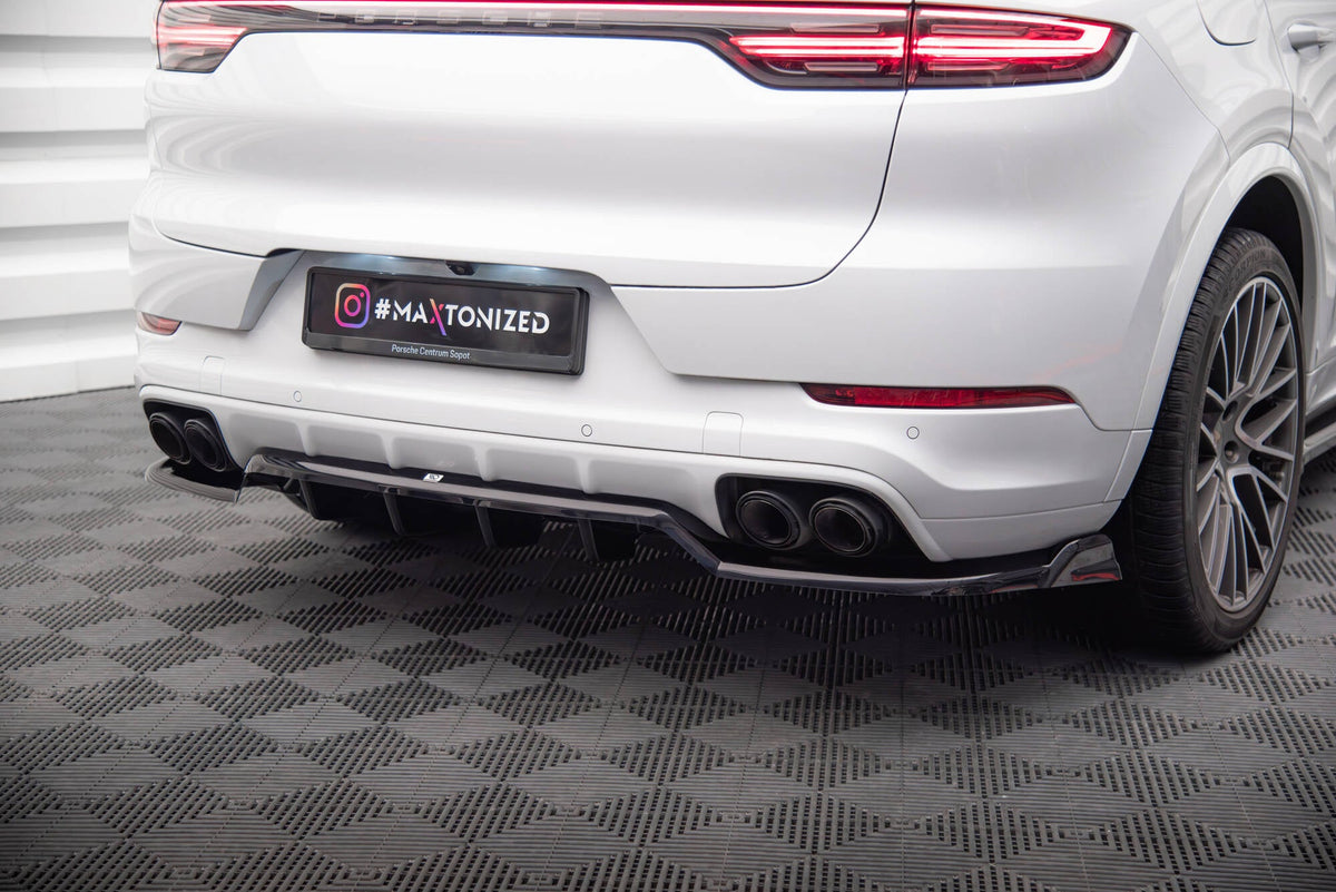 Splitter trasero (con barras verticales) para Porsche Cayenne Coupe / SUV Mk3
