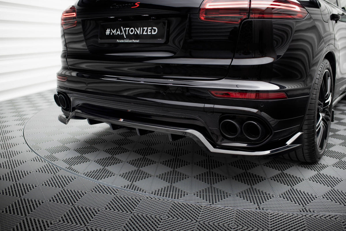 Splitter trasero (con barras verticales) para Porsche Cayenne Mk2 Facelift