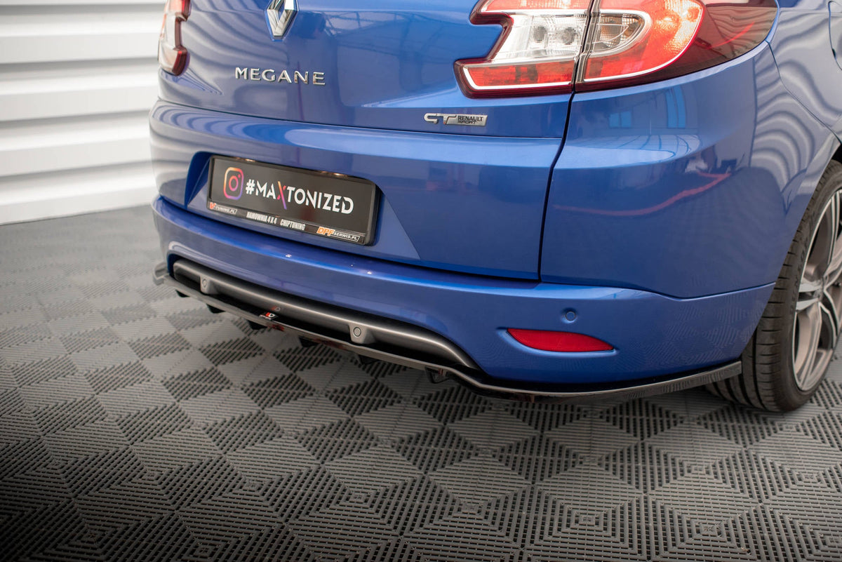 Splitter trasero (con barras verticales) para Renault Megane GT Line Grandtour Mk3 Facelift