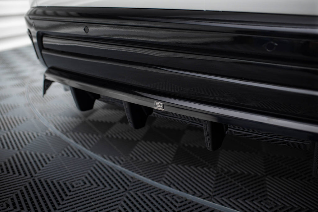 Splitter trasero (con barras verticales) para Rolls Royce Cullinan