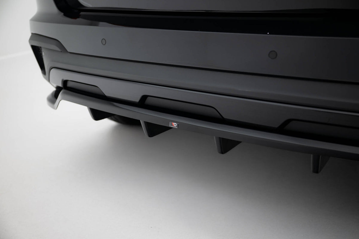 Splitter trasero (con barras verticales) para Skoda Kamiq Monte Carlo Mk1 Facelift
