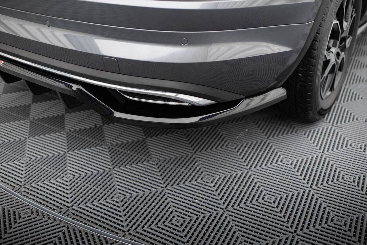 Splitter trasero (con barras verticales) para Skoda Kodiaq Sportline Mk1 / Mk1 Facelift