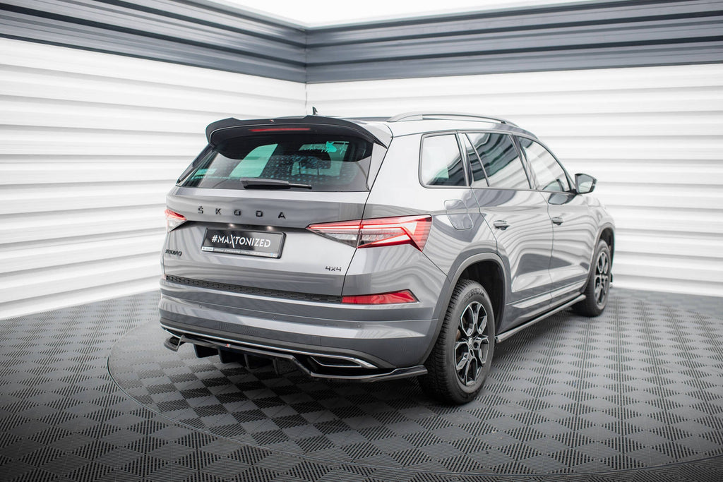 Splitter trasero (con barras verticales) para Skoda Kodiaq Sportline Mk1 / Mk1 Facelift