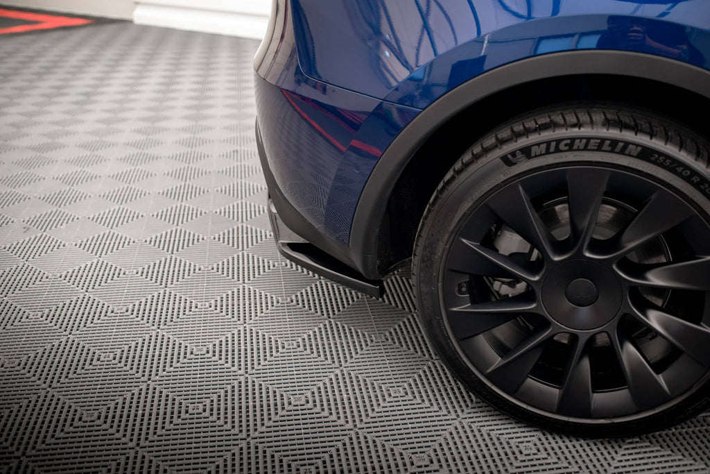 Splitter trasero (con barras verticales) para Tesla Model Y