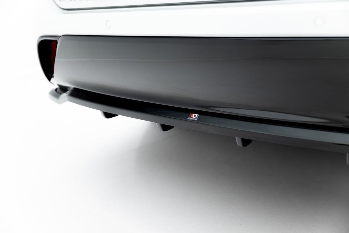 Splitter trasero (con barras verticales) para Toyota Highlander Mk4