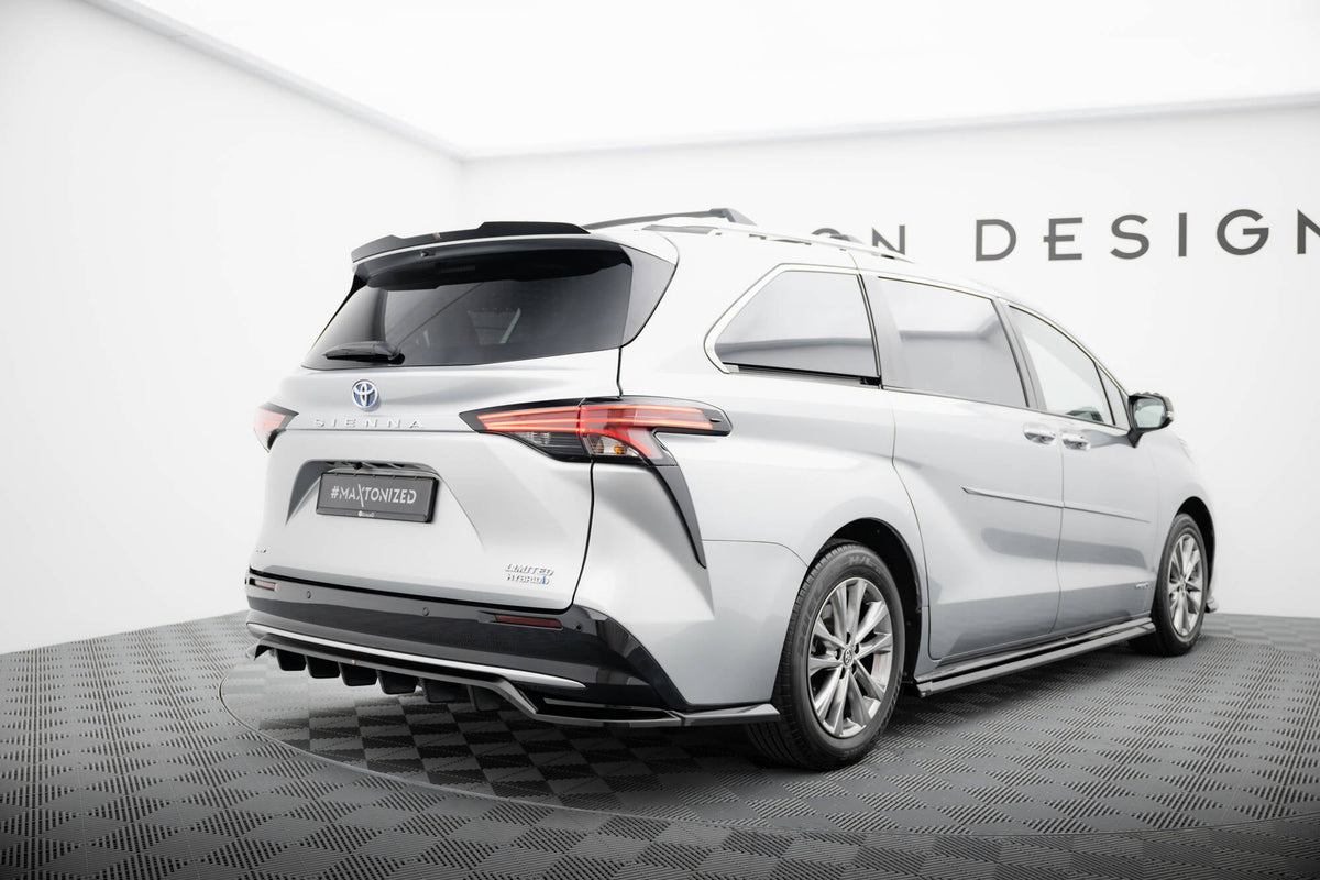 Splitter trasero (con barras verticales) para Toyota Sienna Mk4