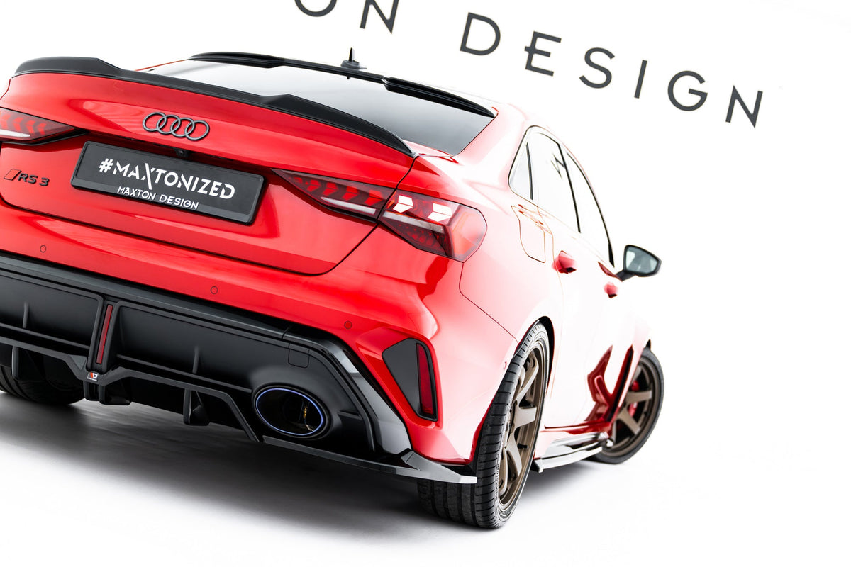 Splitter trasero (con barras verticales) V.1 para Audi RS3 Sedan 8Y Facelift