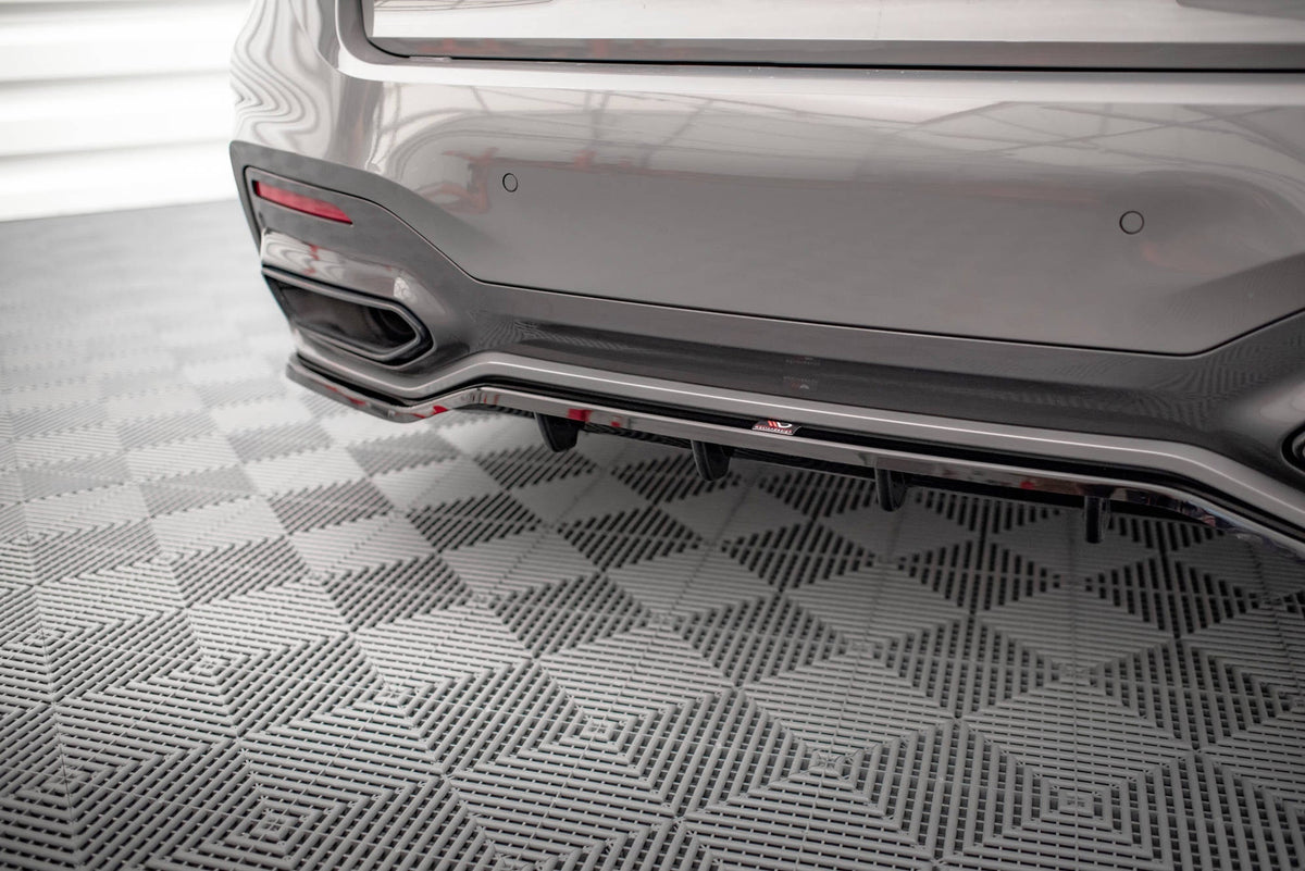 Splitter trasero (con barras verticales) V.1 para BMW 7 M-Pack G11 / G12 Facelift