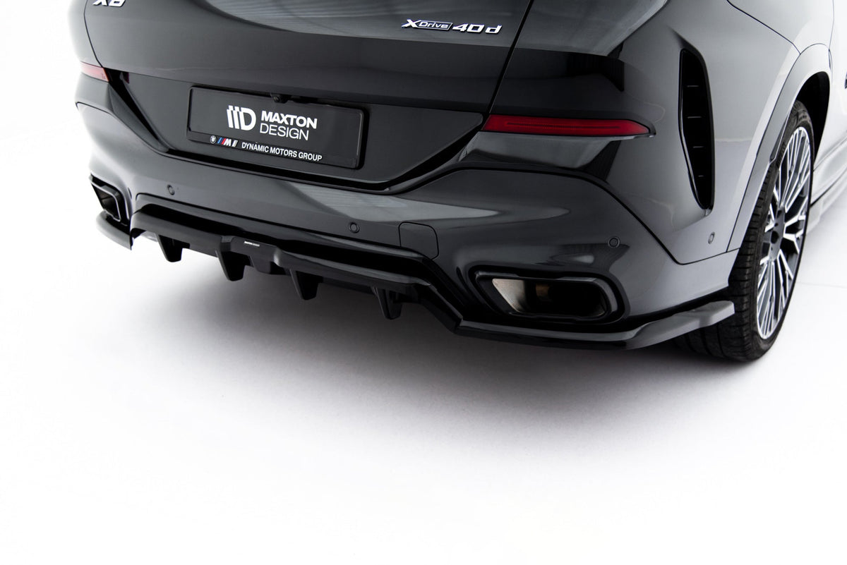Splitter trasero (con barras verticales) V.1 para BMW X6 M-Pack G06 Facelift