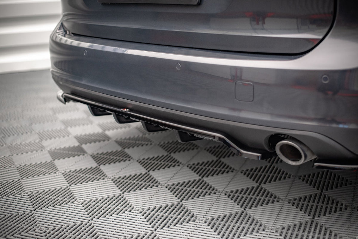 Splitter trasero (con barras verticales) V.1 para Volvo V90 Mk2