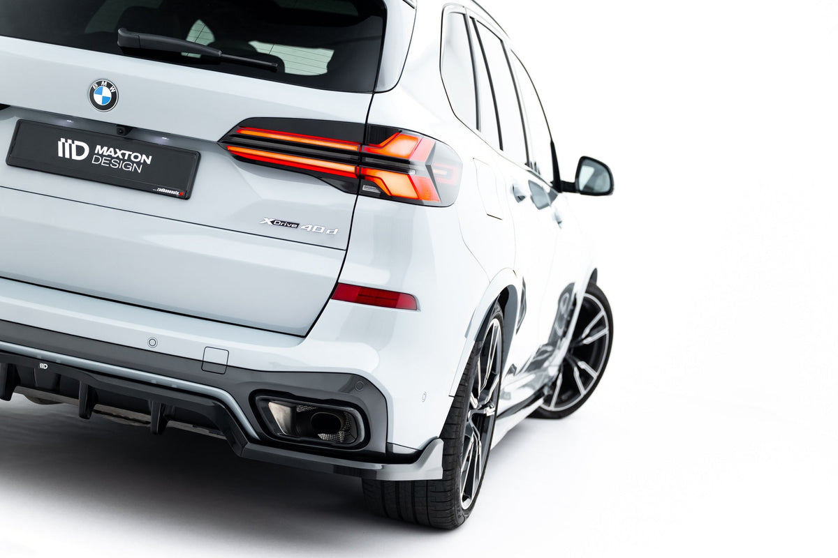 Splitter trasero (con barras verticales) V.2 para BMW X5 M-Pack G05 Facelift