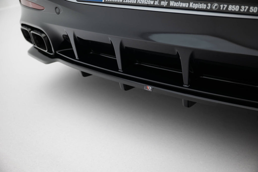 Splitter trasero (con barras verticales) V.2 para Mercedes-AMG GT 63 / 55 / 63 S E Performance C192