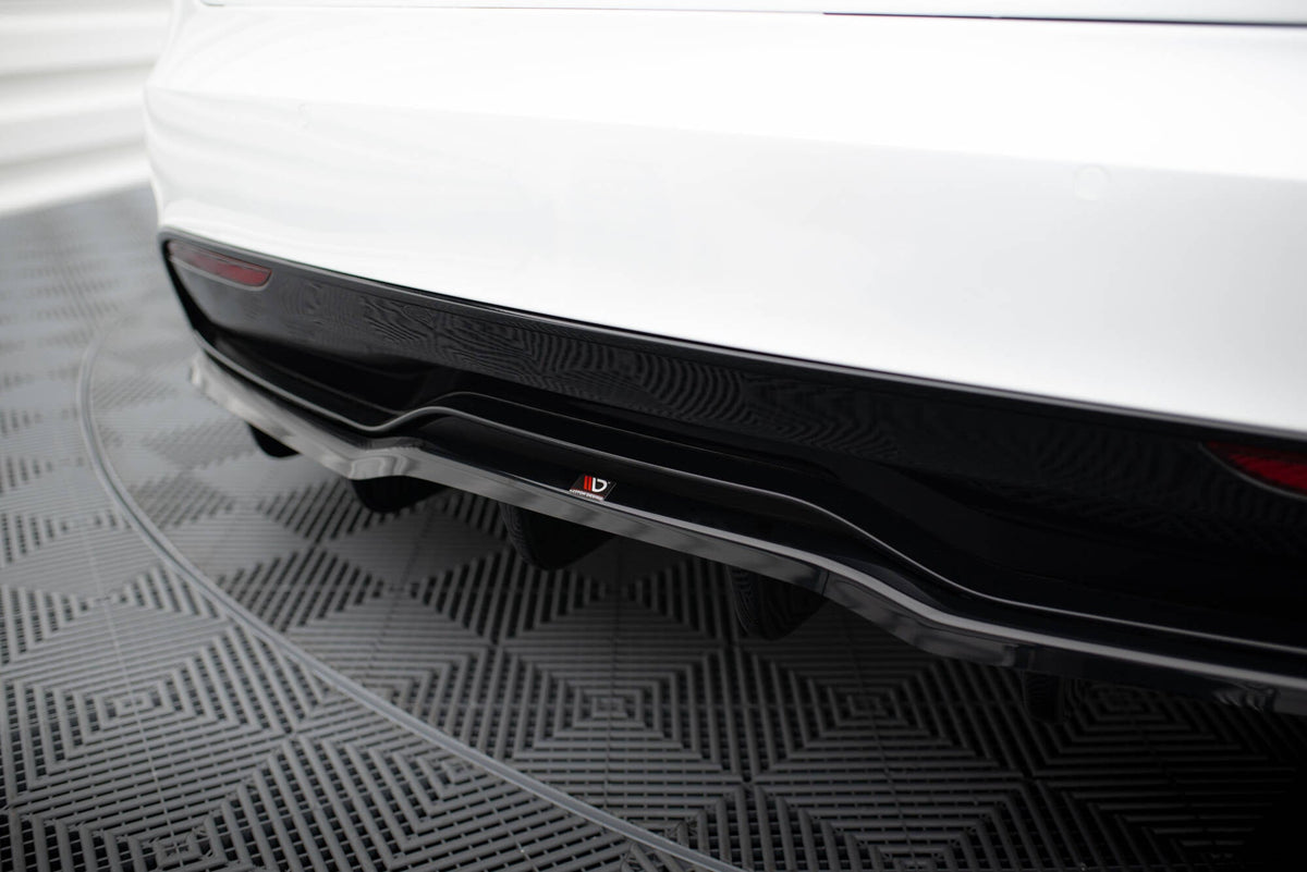 Splitter trasero (con barras verticales) V.2 para Tesla Model S Plaid Mk1 Facelift