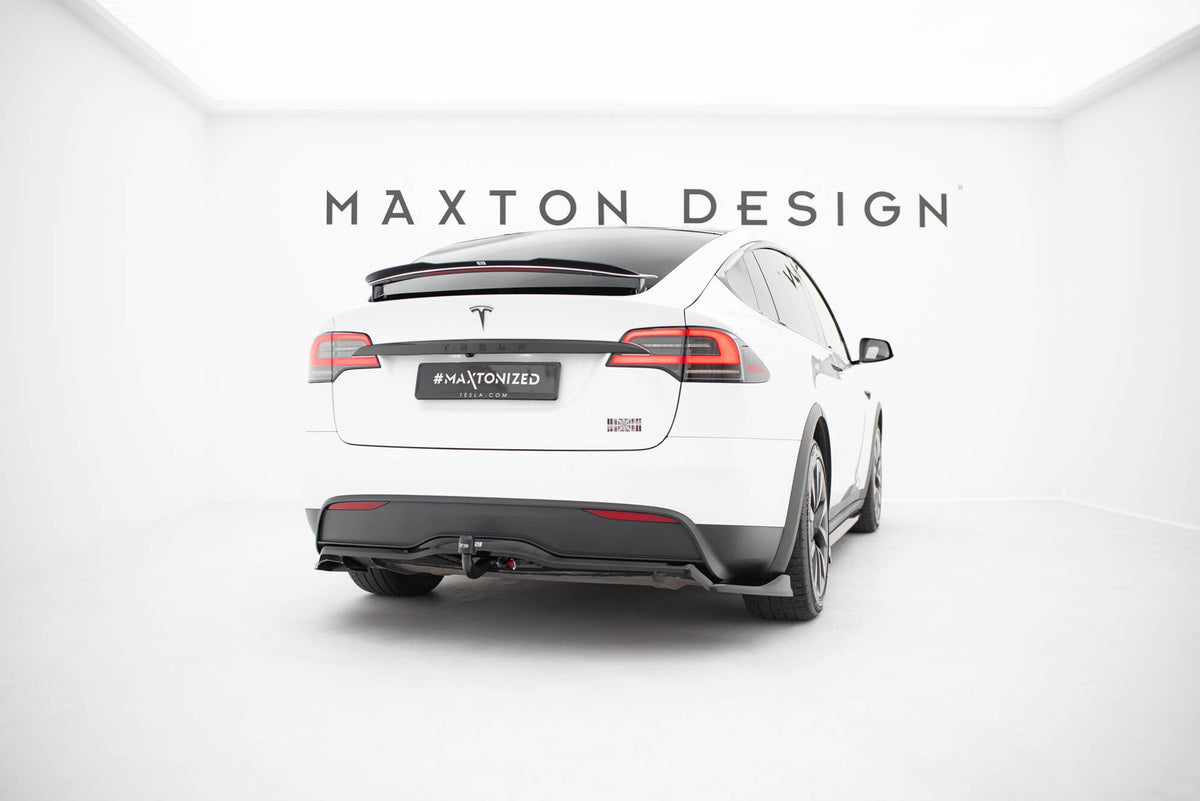 Splitter trasero (con barras verticales) V.2 para Tesla Model X Mk1 Facelift