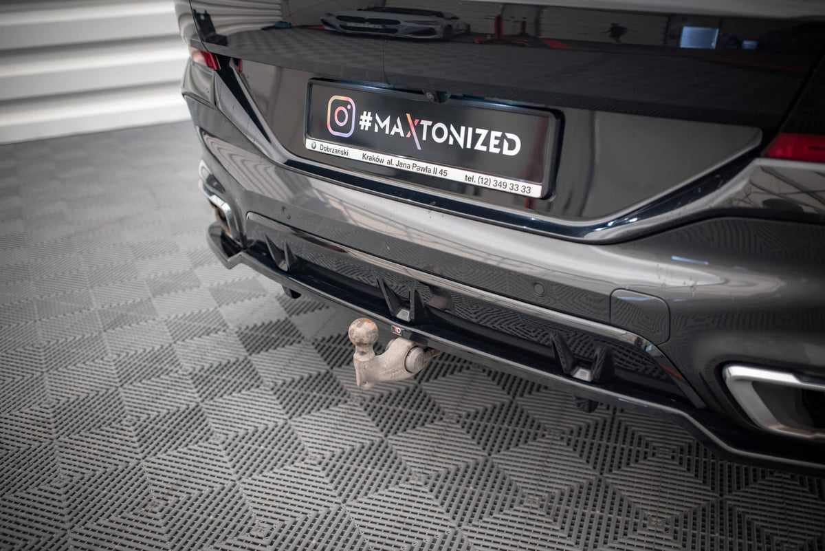 Splitter trasero (con barras verticales) V.3 para BMW X6 M-Pack G06