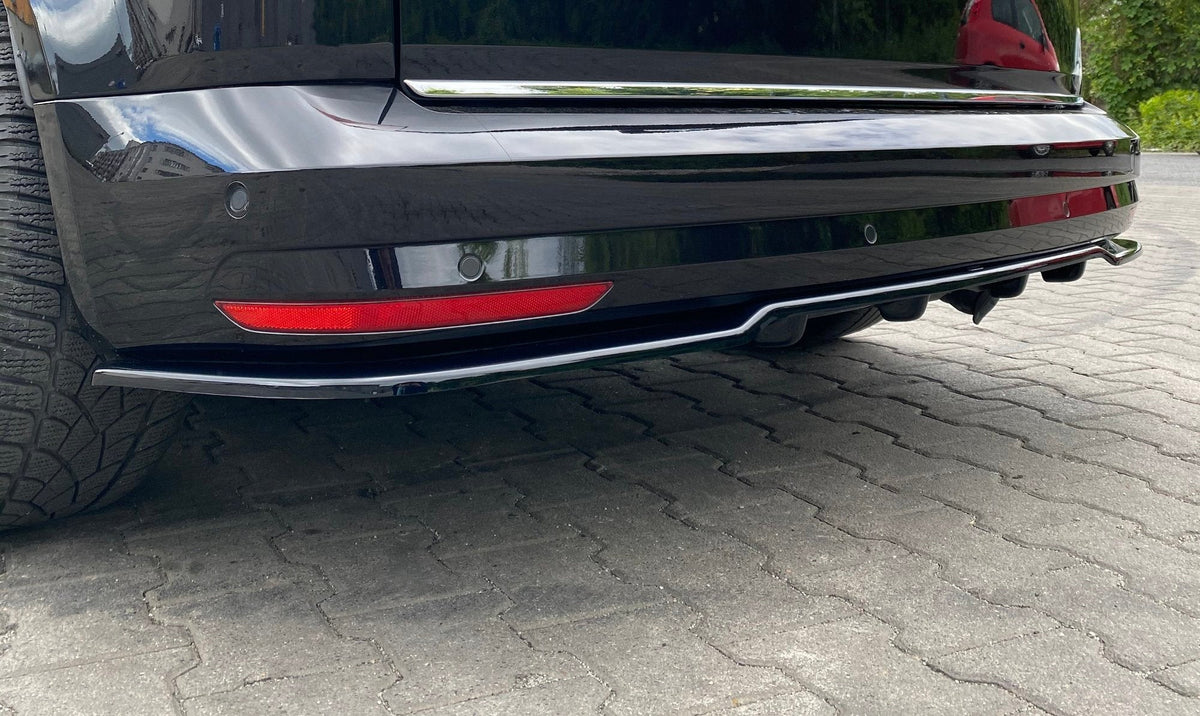 Splitter trasero (con barras verticales) para Volkswagen Caddy Mk. 4